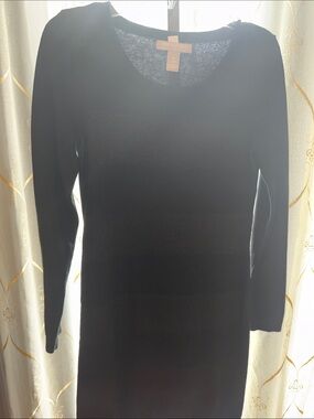 Banana Republic Black Long-Sleeve Knit Dress